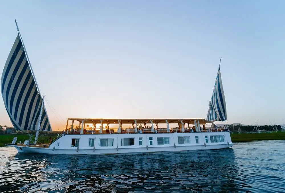 Christmas-Nile-Cruise