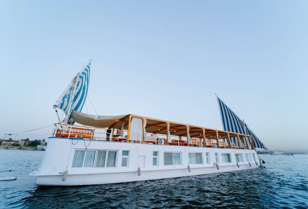Ancient-Egyptian-Dendera-Zodiac