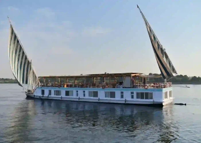 turquoise-dahabiya-nile-cruise-luxor-to-cairo