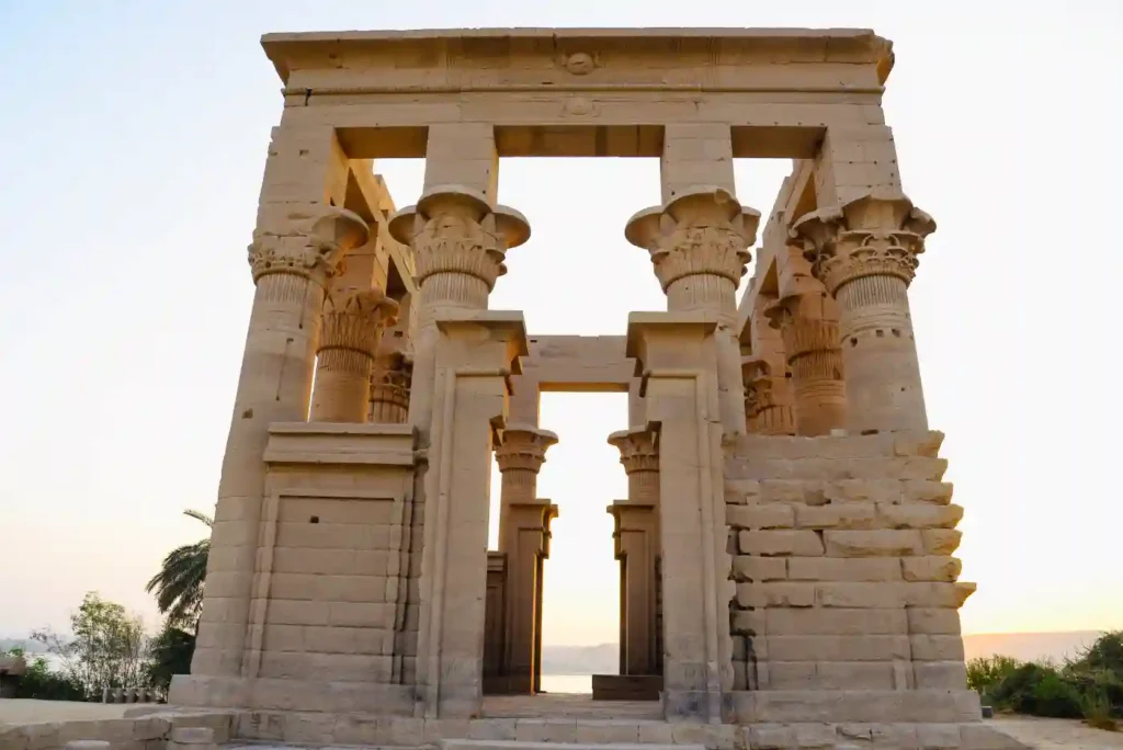 visit-philae-temple