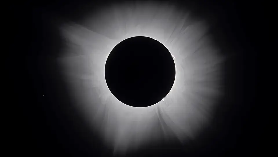 Book Before It Fills | Solar Eclipse Trips 2027: Luxor, 6m23s Totality The Sun's corona during the totality of a total solar eclipse