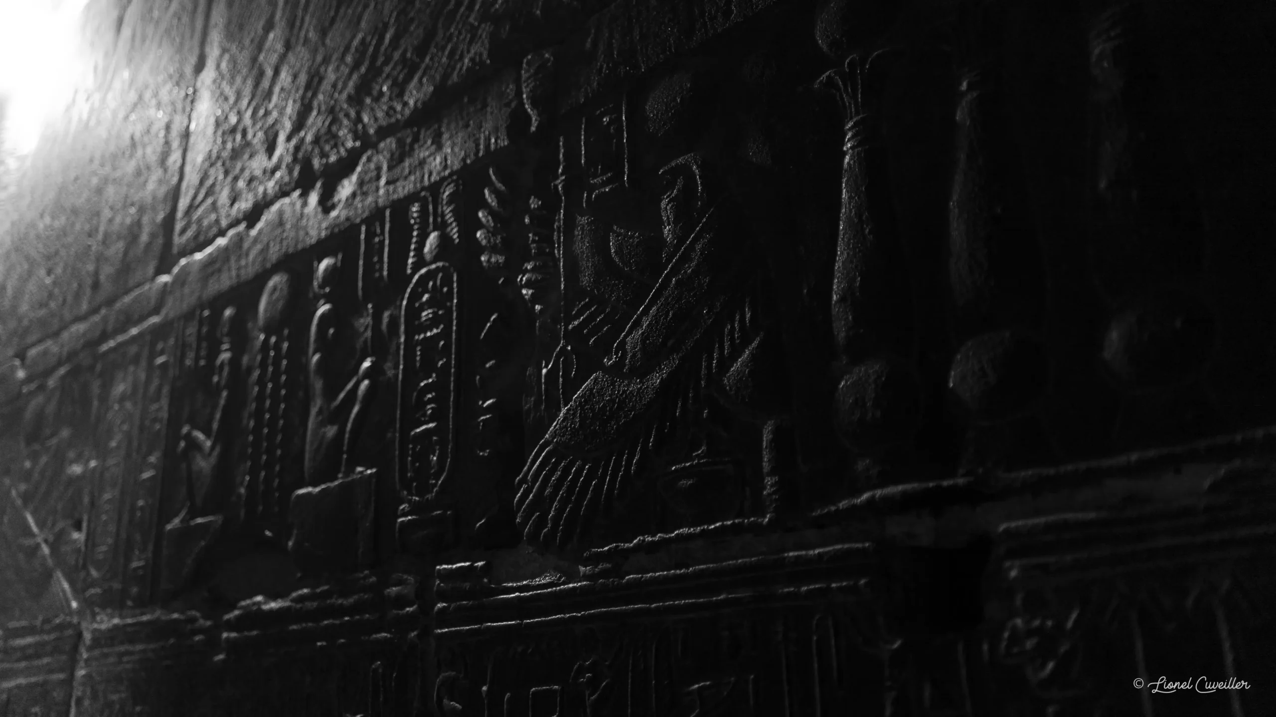 Egypt in one week: Elegant Scape private Dahabiya sailing from Luxor to Aswan.