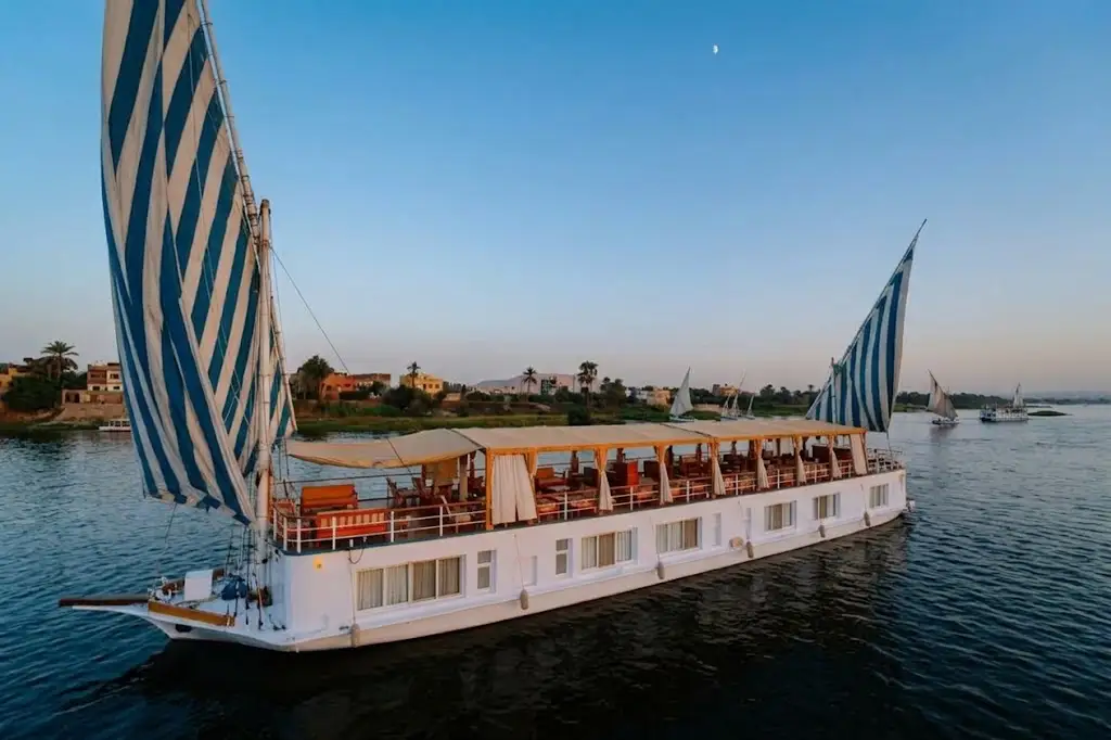 Luxury Dahabiya Nile Cruise