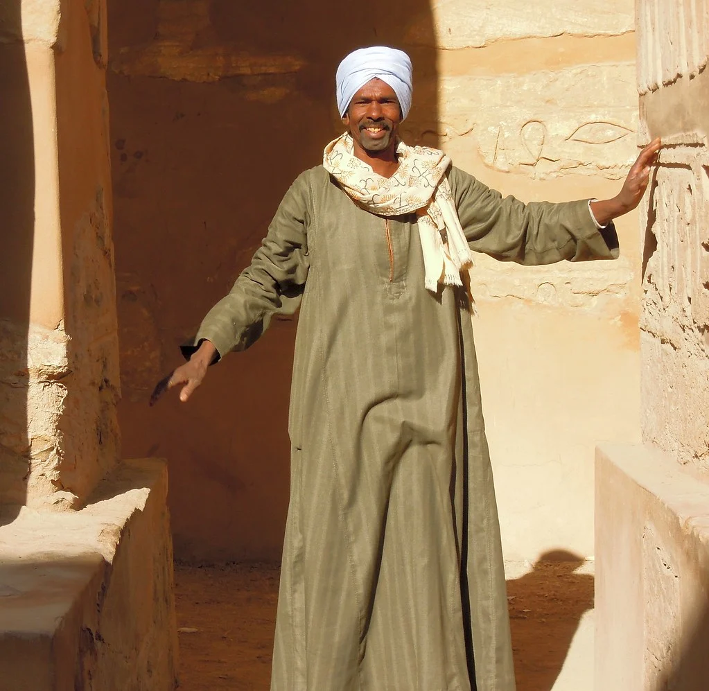 Upper Egypt Traditional Clothing: A Traveler's Guide to Saidi Dress Upper Egypt traditional clothing
